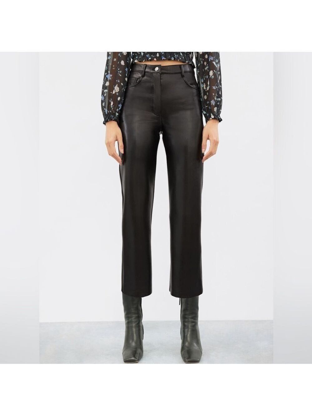 Aritzia Wilfred Melina Cropped Vegan Leather High Waisted Pants, size 6